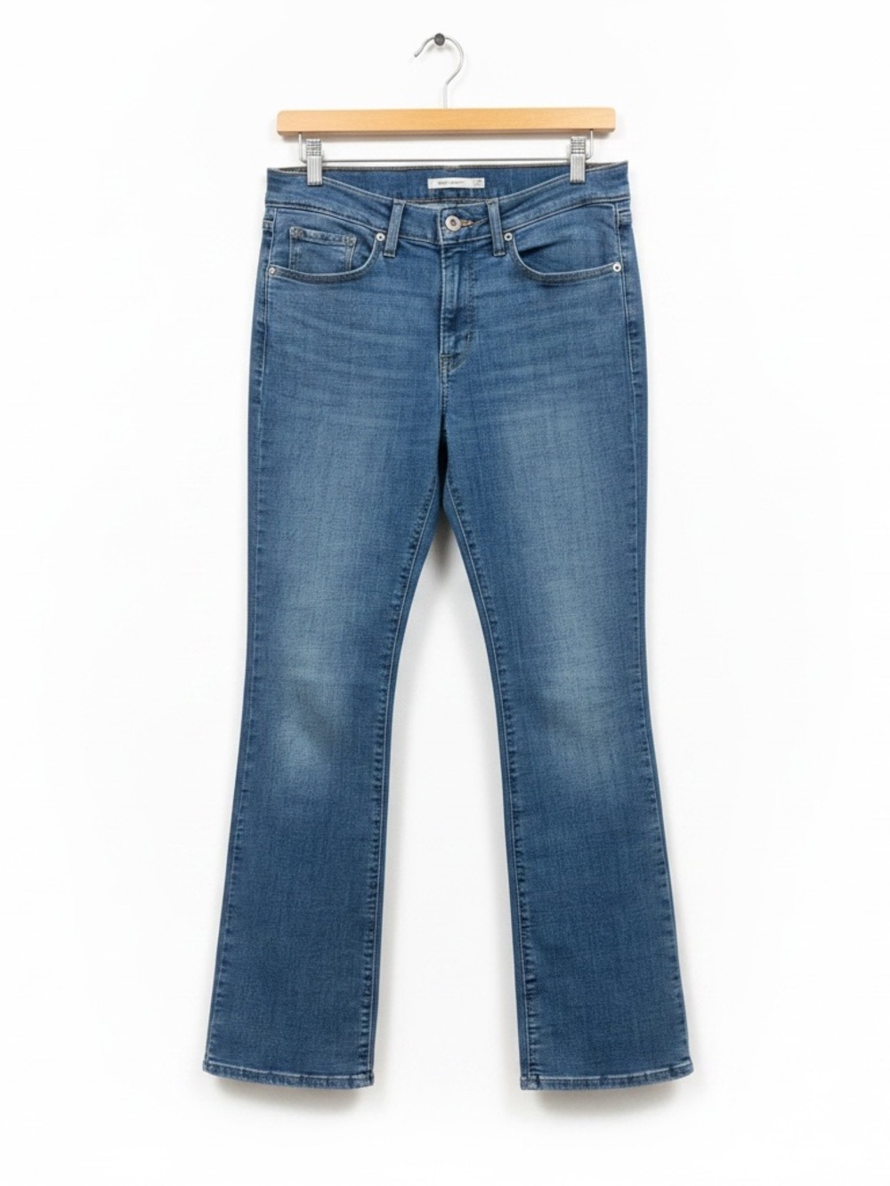 Levi’s Classic Bootcut Jeans Women’s Size 10M W30 L32 Medium Wash Stretch Denim